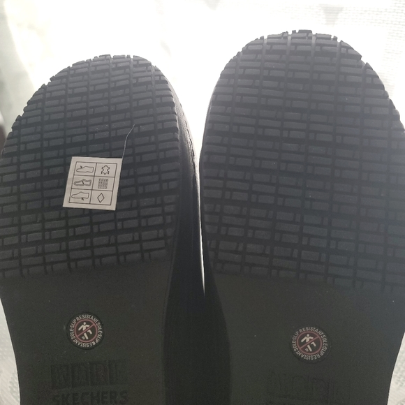 Skechers Women's Black Work Slip Resistant Slip On Clog Shoes 11 Nonslip - Picture 2 of 6
